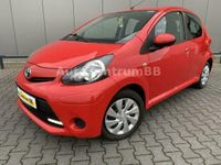 Gebraucht Toyota Aygo Cool 68 PS (50 kW) 2012 Rot Kleinwagen