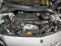 Gebraucht Mercedes B180 Style 122 PS (89 kW) 2018 Silber Van / Kleinbus