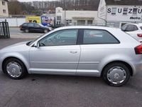 Gebraucht Audi A3 Attraction 105 PS (77 kW) 2012 Silber Limousine