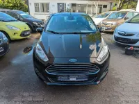 Używany Ford Fiesta Titanium 101 KM (74 kW) 2013 Czarny Sedan/Limuzyna
