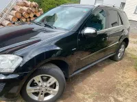 Gebraucht Mercedes ML300 204 PS (150 kW) 2010 Schwarz SUV
