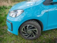 Second-hand VW up! Join 60 CP (44 kW) 2018 Albastru Hatchback