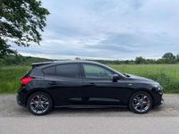 Gebraucht Ford Focus ST-Line 150 PS (110 kW) 2020 Schwarz Limousine