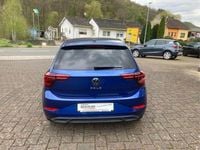 Gebraucht VW Polo Style 95 PS (69 kW) 2024 Reef blue metallic Kleinwagen