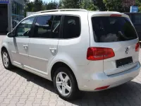 Gebraucht VW Touran Cup 105 PS (77 kW) 2015 Silver leaf metallic Van / Kleinbus