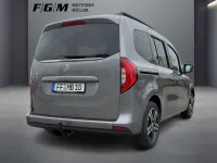 Gebraucht Mercedes T180 Edition 116 PS (85 kW) 2026 Chromitgrau Van / Kleinbus