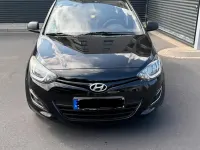 Gebraucht Hyundai i20 86 PS (63 kW) 2014 Schwarz Kleinwagen