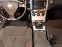 Gebraucht VW Passat 143 PS (105 kW) 2009 Grau Limousine