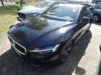Gebraucht Volvo S60 R-Design 190 PS (139 kW) 2020 Onyx black (schwarz) Limousine