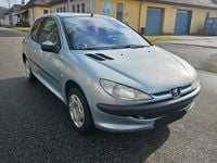 Gebraucht Peugeot 206 75 PS (55 kW) 2001 Kleinwagen