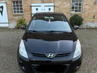 Gebraucht Hyundai i20 75 PS (55 kW) 2012 Schwarz Limousine