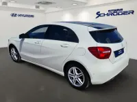 Gebraucht Mercedes A180 122 PS (89 kW) 2016 Weiss Kleinwagen