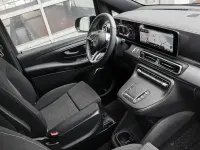 Gebraucht Mercedes EQV300 150 kW (204 PS) 2025 Alpingrau Van / Kleinbus