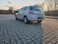 Gebraucht Opel Astra 105 PS (77 kW) 2004 Silber Kleinwagen