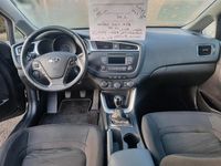 Second-hand Kia Ceed 101 CP (74 kW) 2016 Negru Hatchback