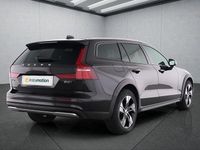 Gebraucht Volvo V60 CC 197 PS (144 kW) 2023 Schwarz Kombi