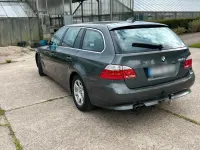Gebraucht BMW 525 177 PS (130 kW) 2004 Grau Kombi