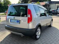 Gebraucht Skoda Roomster Scout 86 PS (63 kW) 2012 Silber Kombi