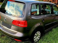 Gebraucht VW Touran 105 PS (77 kW) 2014 Braun Van / Kleinbus