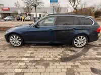 Second-hand BMW 320 184 CP (135 kW) 2011 Albastru Break