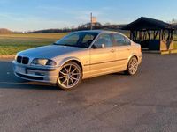 Gebraucht BMW 325 192 PS (141 kW) 2001 Silber Limousine