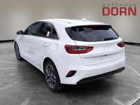 Neu Kia Ceed Style 140 PS (102 kW) 2025 Weiß Kleinwagen