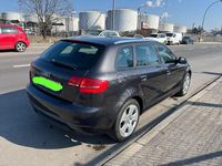Gebraucht Audi A3 Attraction 125 PS (91 kW) 2011 Grau Kleinwagen