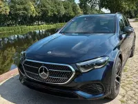 Gebraucht Mercedes E450 367 PS (269 kW) 2024 Blau Limousine