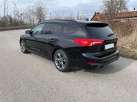 Gebraucht Ford Focus ST-Line 150 PS (110 kW) 2019 Schwarz Limousine