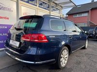 Gebraucht VW Passat 122 PS (89 kW) 2014 Blau Kombi