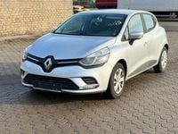 Gebraucht Renault Clio IV 75 PS (55 kW) 2018 Silber Limousine