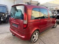Gebraucht Mercedes Vaneo 91 PS (66 kW) 2005 Rot Van / Kleinbus