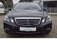 Gebraucht Mercedes E220 Avantgarde 163 PS (119 kW) 2010 Obsidianschwarz Limousine