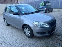 Gebraucht Skoda Fabia 60 PS (44 kW) 2010 Beige Limousine