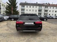 Gebraucht Mercedes E300 AMG line 265 PS (194 kW) 2021 Schwarz Limousine