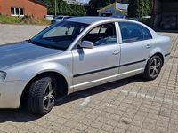 Gebraucht Skoda Superb 150 PS (110 kW) 2004 Silber Limousine
