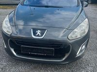 Gebraucht Peugeot 308 SW Active 111 PS (81 kW) 2012 Grau Kombi