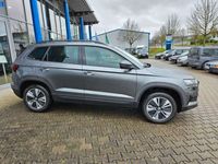 gebraucht Skoda Karoq 1.5l TSI DSG,Navi,AHK,ACC,Kamera,Gar+2J