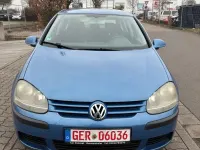 Usata VW Golf IV 75 CV (55 kW) 2004 Blu Utilitaria