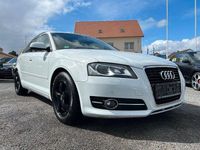 Gebraucht Audi A3 Sport 105 PS (77 kW) 2013 Weiß Limousine