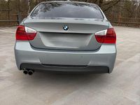 Gebraucht BMW 330 235 PS (172 kW) 2006 Blau Limousine