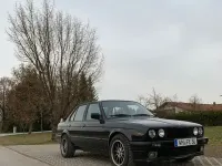 Gebraucht BMW 316 Sport Line 99 PS (72 kW) 1990 Schwarz Limousine