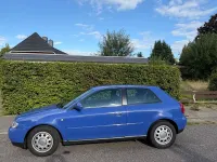 Second-hand Audi A3 Attraction 101 CP (74 kW) 2000 Albastru Hatchback