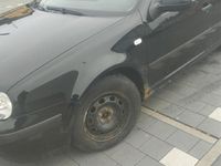Gebraucht VW Golf IV 75 PS (55 kW) 2002 Schwarz Kleinwagen
