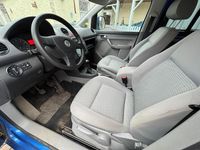 Second-hand VW Caddy 109 CP (80 kW) 2008 Albastru Monovolum