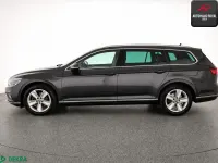 Gebraucht VW Passat Elegance 190 PS (139 kW) 2022 Mangangrau Kombi