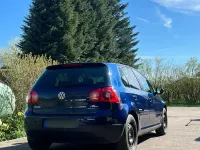 Gebraucht VW Golf V Edition 102 PS (75 kW) 2008 Blau Limousine