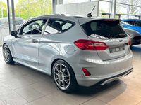 gebraucht Ford Fiesta 1.5 EcoBoost ST 200PS Perfomance Navi LED Winterr.