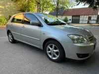 Używany Toyota Corolla 110 KM (80 kW) 2005 Srebrny Sedan/Limuzyna