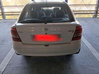 Usata Opel Astra 100 CV (73 kW) 2001 Bianco Berlina